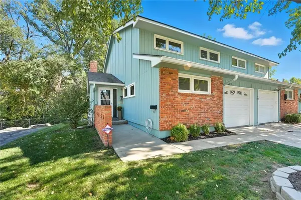 6514 W 51st ST, Mission, KS 66202
