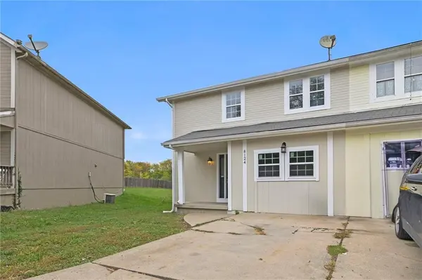 8124 E 100th Ter CT, Kansas City, MO 64134