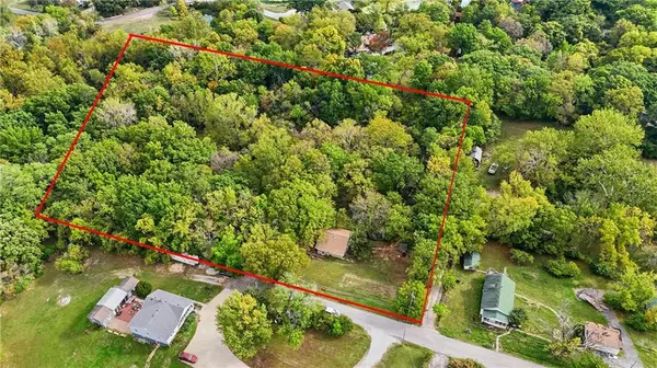 5417 NW Hillside RD, Kansas City, MO 64151