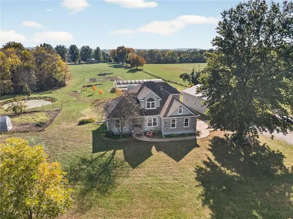 36605 E Pink Hill RD, Oak Grove, MO 64075