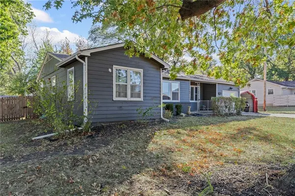 409 E Washington ST, Gardner, KS 66030