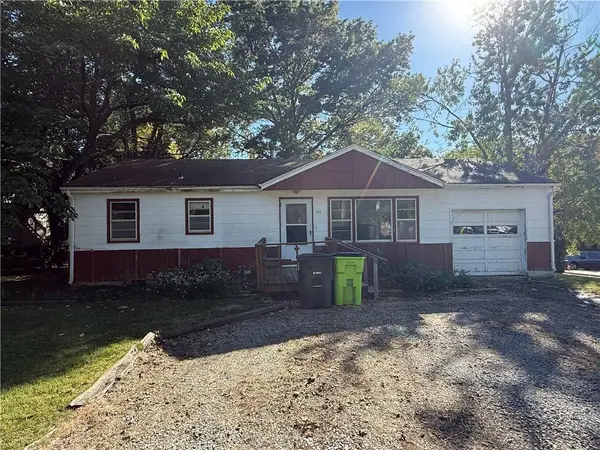 315 W North AVE,  Belton,  MO 64012