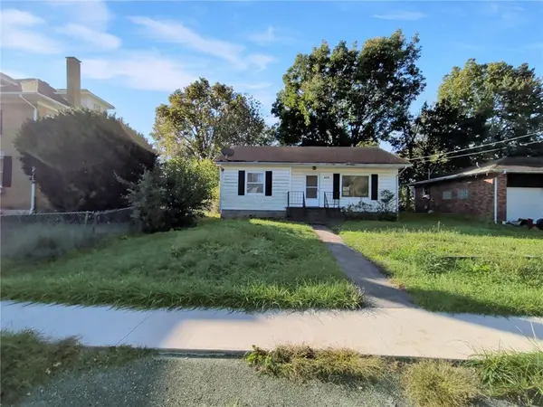 409 E Walker ST, Ash Grove, MO 65604