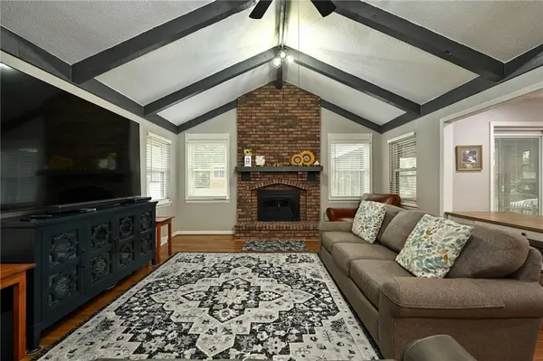 2901 SE 6 ST, Blue Springs, MO 64014