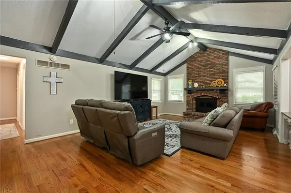 2901 SE 6 ST, Blue Springs, MO 64014
