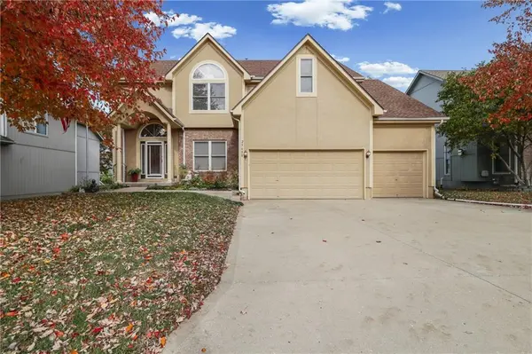 25608 E 31st TER #S, Blue Springs, MO 64015