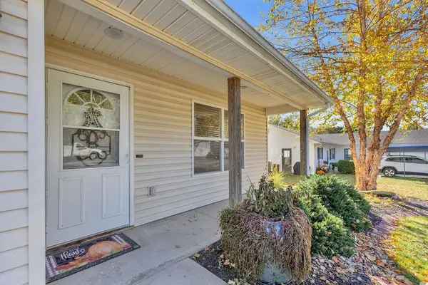 705 Harrington ST #A, Dearborn, MO 64439