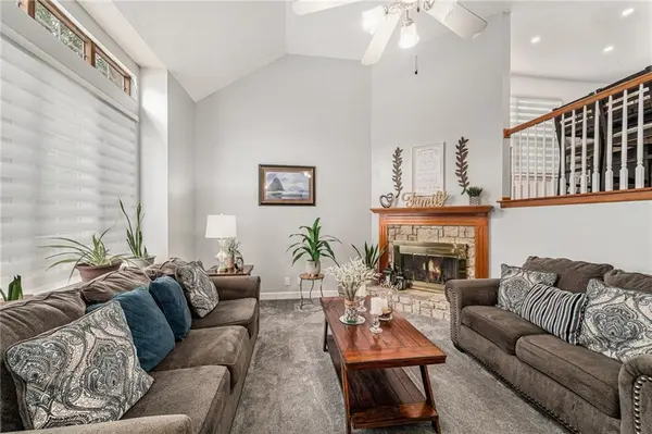 15212 Riley ST, Overland Park, KS 66223