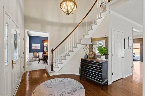 12721 Grandview ST, Overland Park, KS 66213