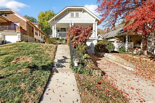 4816 Wyoming ST, Kansas City, MO 64112