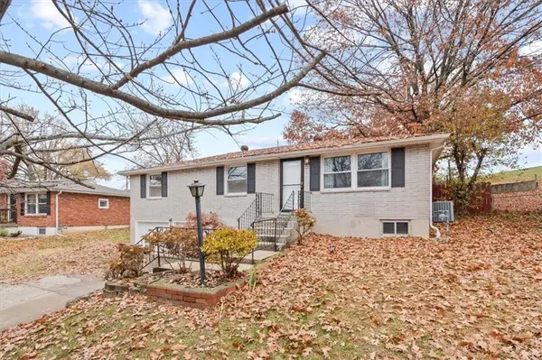 4033 N Spruce AVE, Kansas City, MO 64117