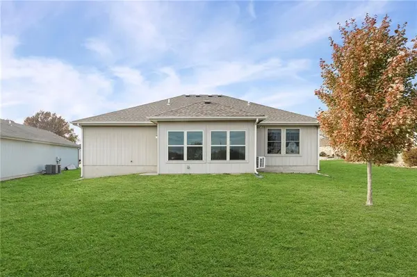 103 N Sivley ST, Peculiar, MO 64078