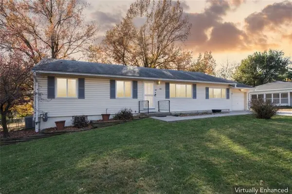 1303 NE 70th TER, Gladstone, MO 64118