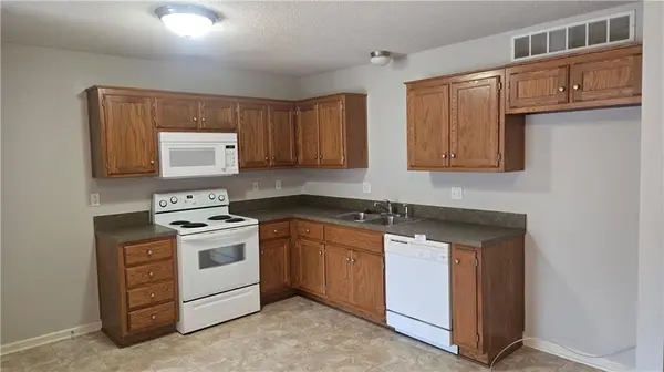 425 Hawthorne BLVD #4, Warrensburg, MO 64093