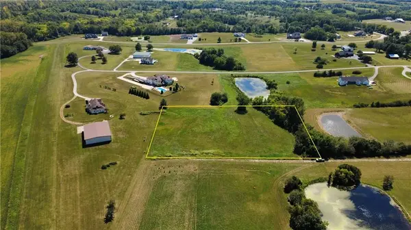 SE Mooney DR, Holt, MO 64048