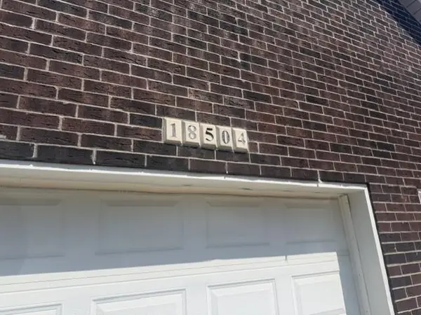 18504 E 3rd Street CT, Independence, MO 64056