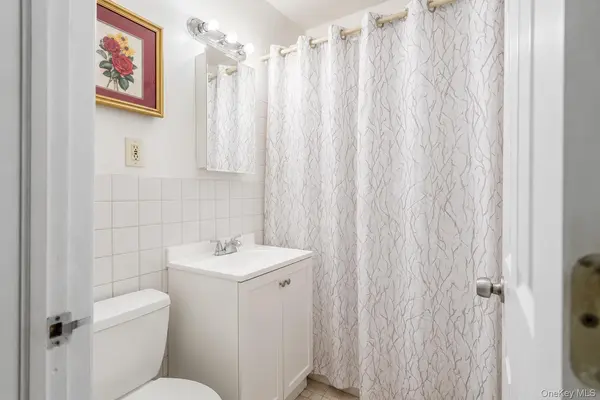415 E 187th ST #2E, Bronx, NY 10458