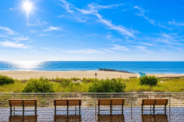 370 W Broadway #1D, Long Beach, NY 11561