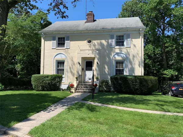20 Elaine Terrace, Yonkers, NY 10701