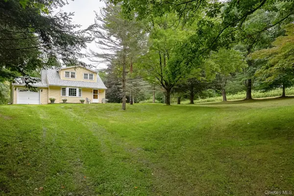 404 Schultz Hill RD, Pine Plains, NY 12567