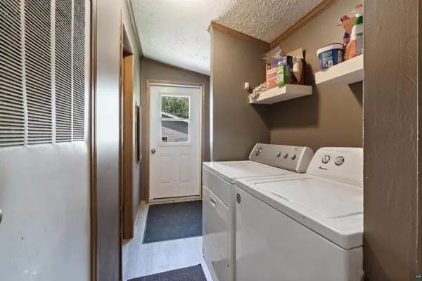 9395 Larson Rd, Brookston, MN 55711