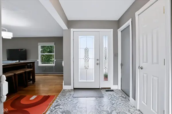 7549 Southern Lakes DR, Indianapolis, IN 46237