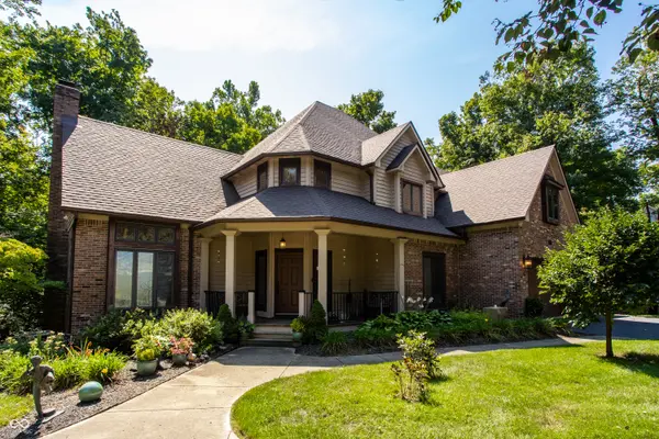 1093 Timber Climb DR, Avon, IN 46123