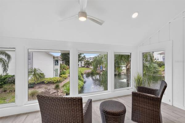 1130 W PEPPERTREE LN #118, Sarasota, FL 34242