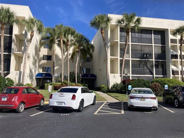 6114 43RD ST W #101E, Bradenton, FL 34210