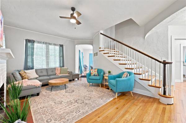 949 SW 13TH ST, Gainesville, FL 32601