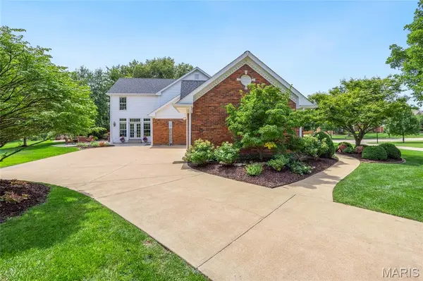 1803 Autumn Glen CT, Chesterfield, MO 63017