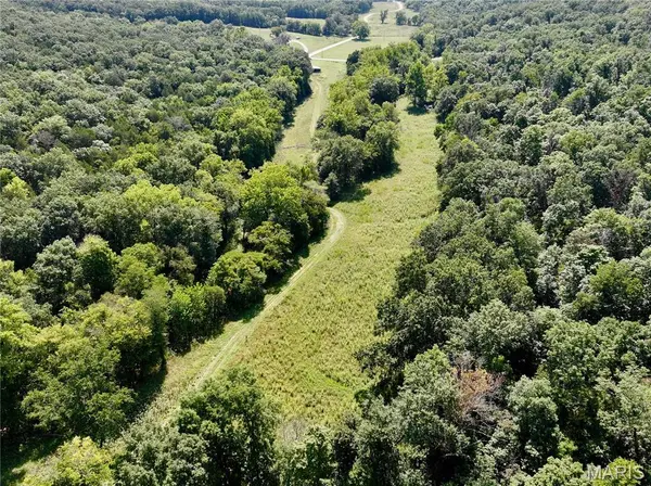 1921 Tanglefoot Farms RD, Festus, MO 63028