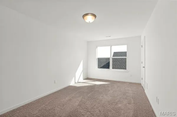 2 Fieldcrest at Oakshire, O'fallon, MO 63385