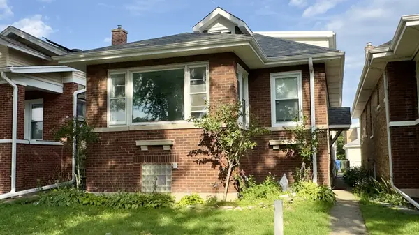5137 N Menard AVE, Chicago, IL 60630
