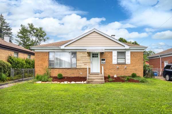 1625 Heidorn AVE, Westchester, IL 60154