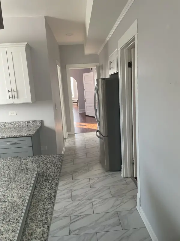 1511 N Keystone AVE #2, Chicago, IL 60651