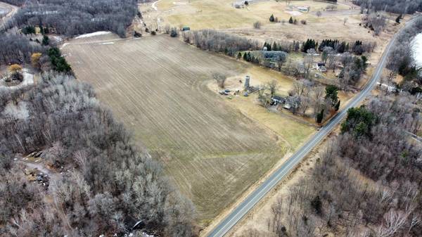 TBD Glader BLVD, Lindstrom, MN 55045