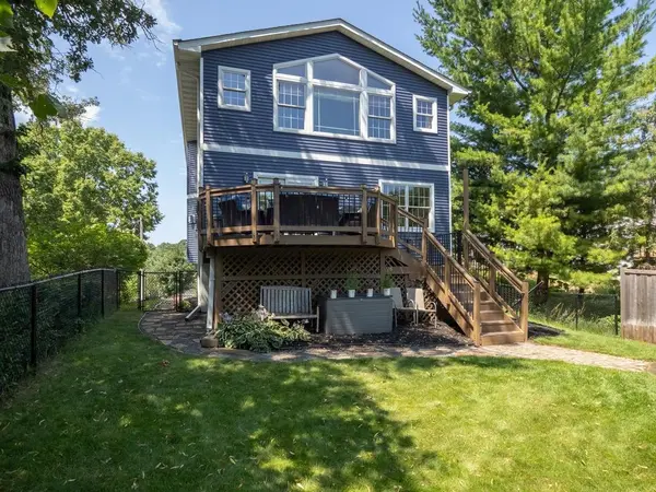 2344 Ives LN N, Plymouth, MN 55441
