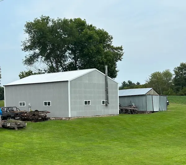 36001 Verdin ST NW, Cambridge, MN 55008