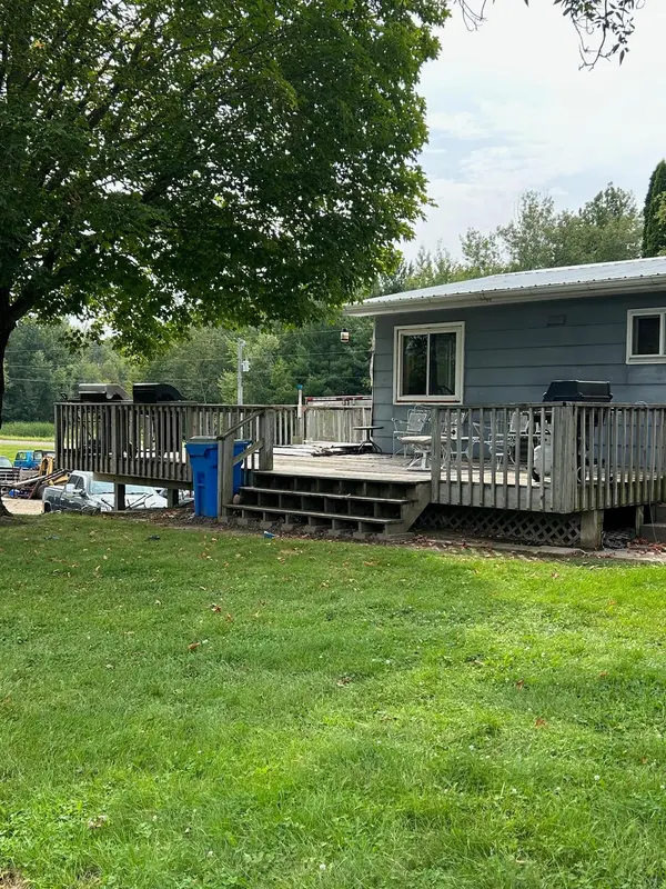36001 Verdin ST NW, Cambridge, MN 55008