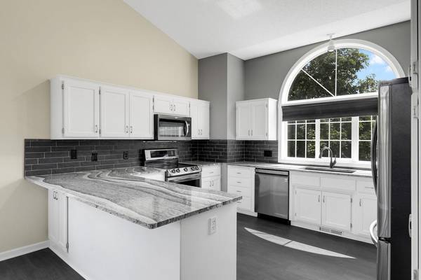 725 103rd AVE NE, Blaine, MN 55434