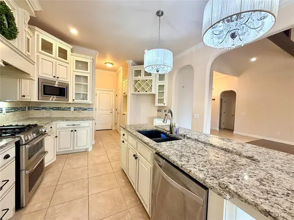 17100 Barcelona DR, Oklahoma City, OK 73170