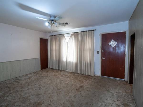 6713 NW 27th ST, Bethany, OK 73008