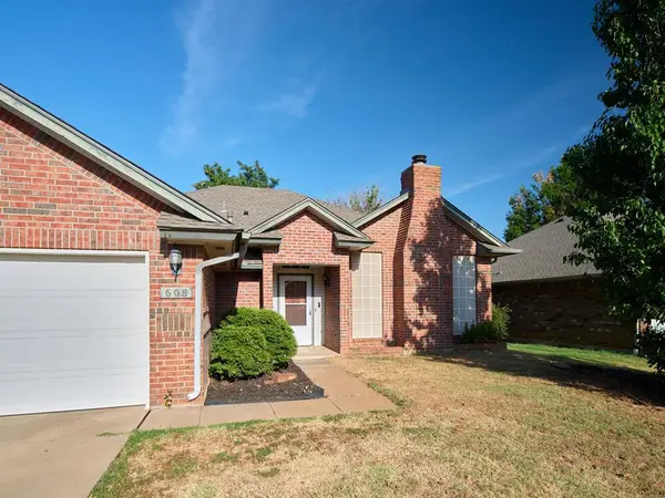 608 Tudor LN, Edmond, OK 73003