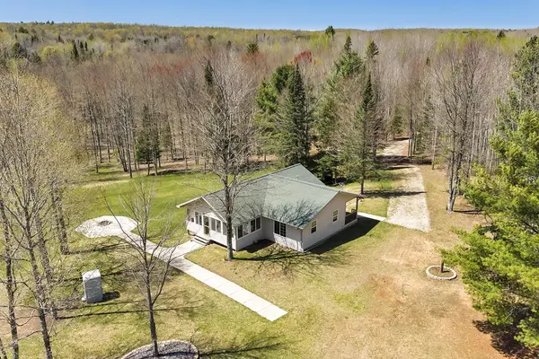 W14398 CAMP 5 RD, Athelstane, WI 54104