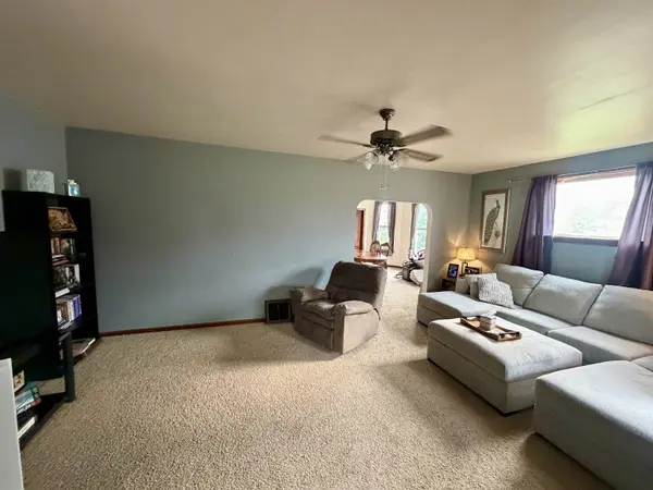 1516 SHERMAN ST, Marinette, WI 54143