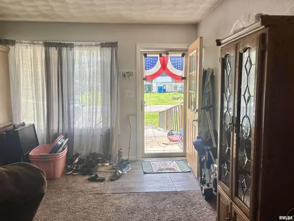 535 N 12TH AVE, Canton, IL 61520
