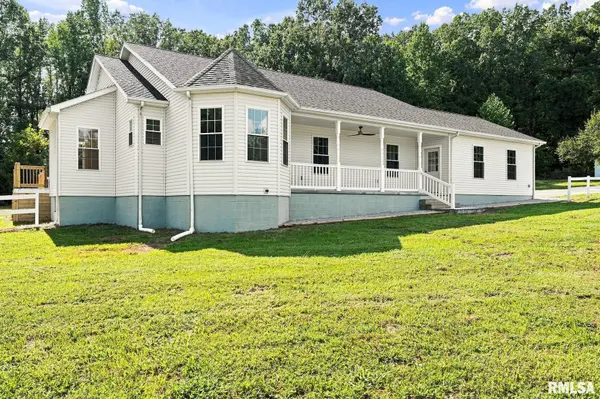 1405 Pearce RD, Equality, IL 62934