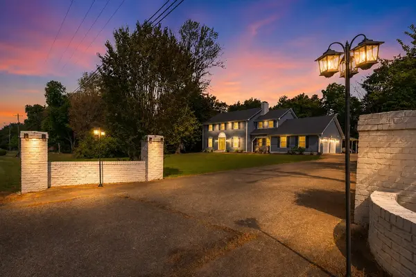 1430 Haynes Dr, Murfreesboro, TN 37129