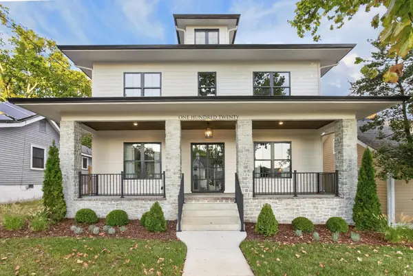 120 39th Ave #N, Nashville, TN 37209